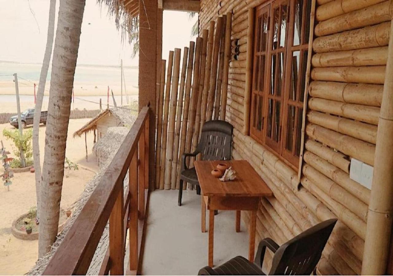 Surfpoint Sri Lanka Kite Village คัลพิทิยา ภายนอก รูปภาพ